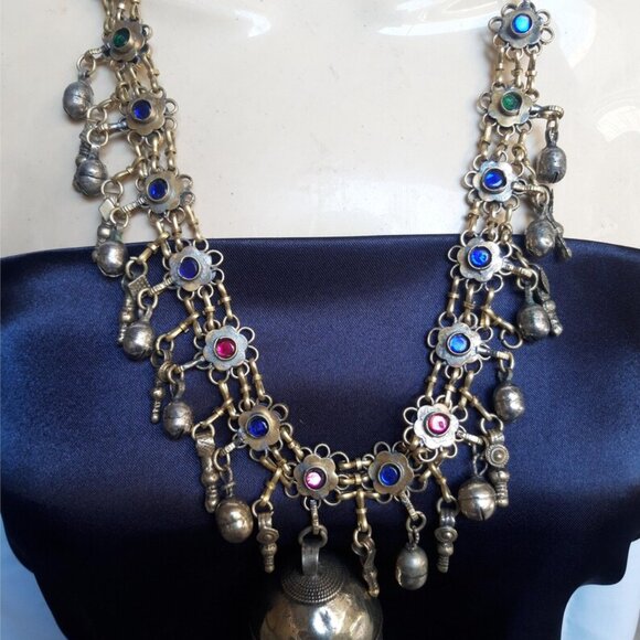 Vintage Bells Tribal Afghan Bib Necklace Silver Kuchi Bib Necklace With Bells - Picture 5 of 12